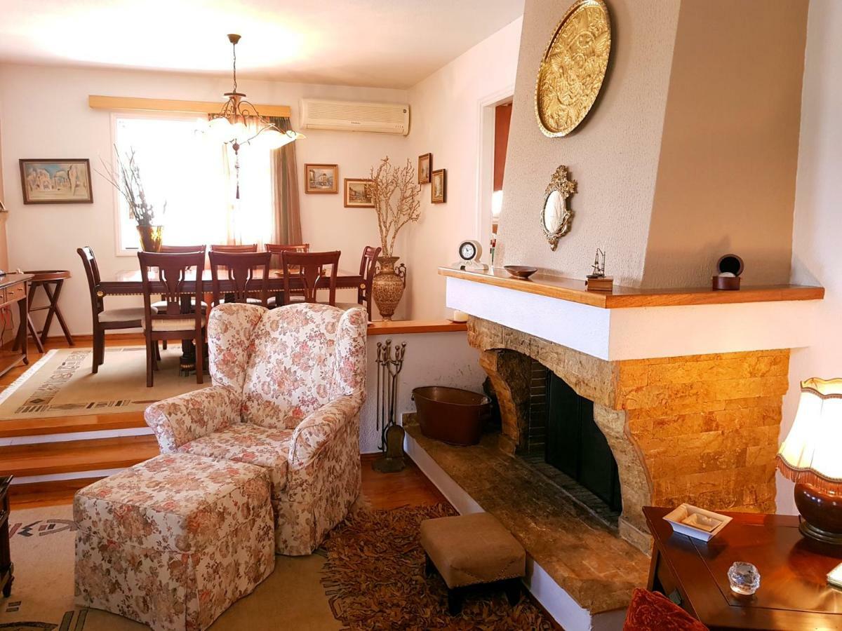Villa Blue. Two Storey House, 100 Meters From Sea Rafina  Exterior photo
